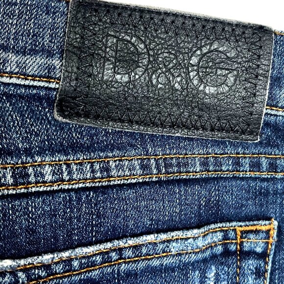 D&G Dolce & Gabbana Womens Denim Capri Jeans With Lace Accent Size 32 waist - Picture 5 of 12